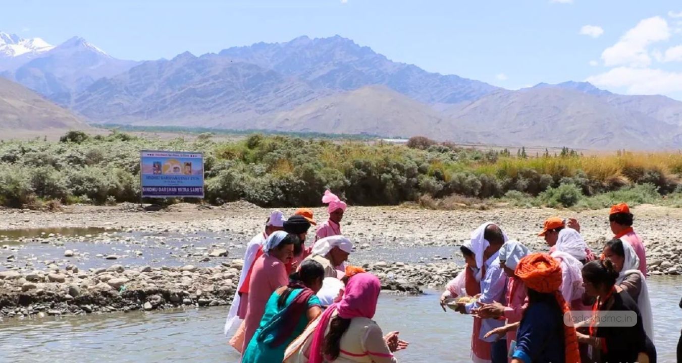 Sindhu Darshan viewpoint in Leh Ladakh with the Indus River flowing through the Himalayan landscape